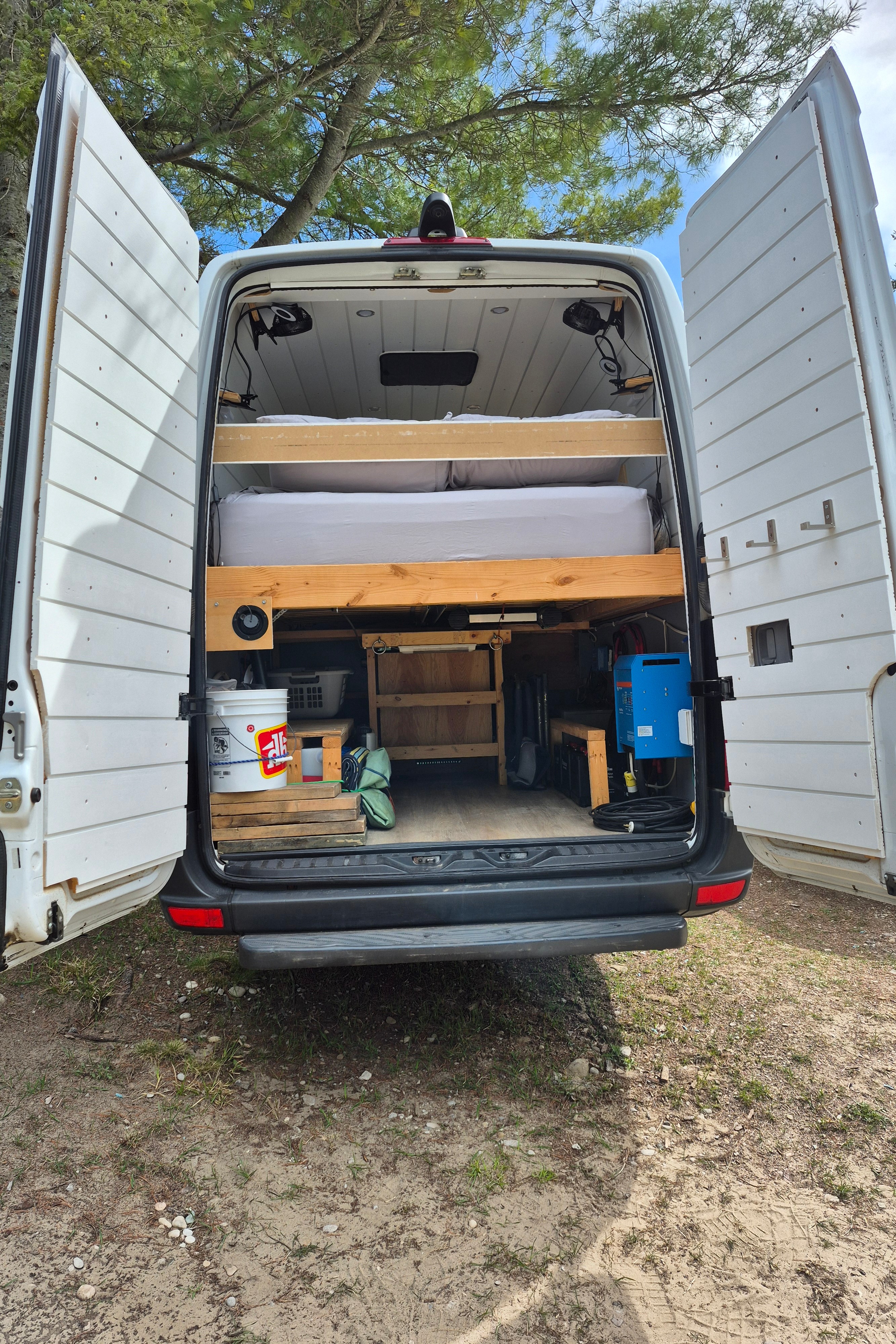 Great Escape – Spacious 170EXT Adventure Van