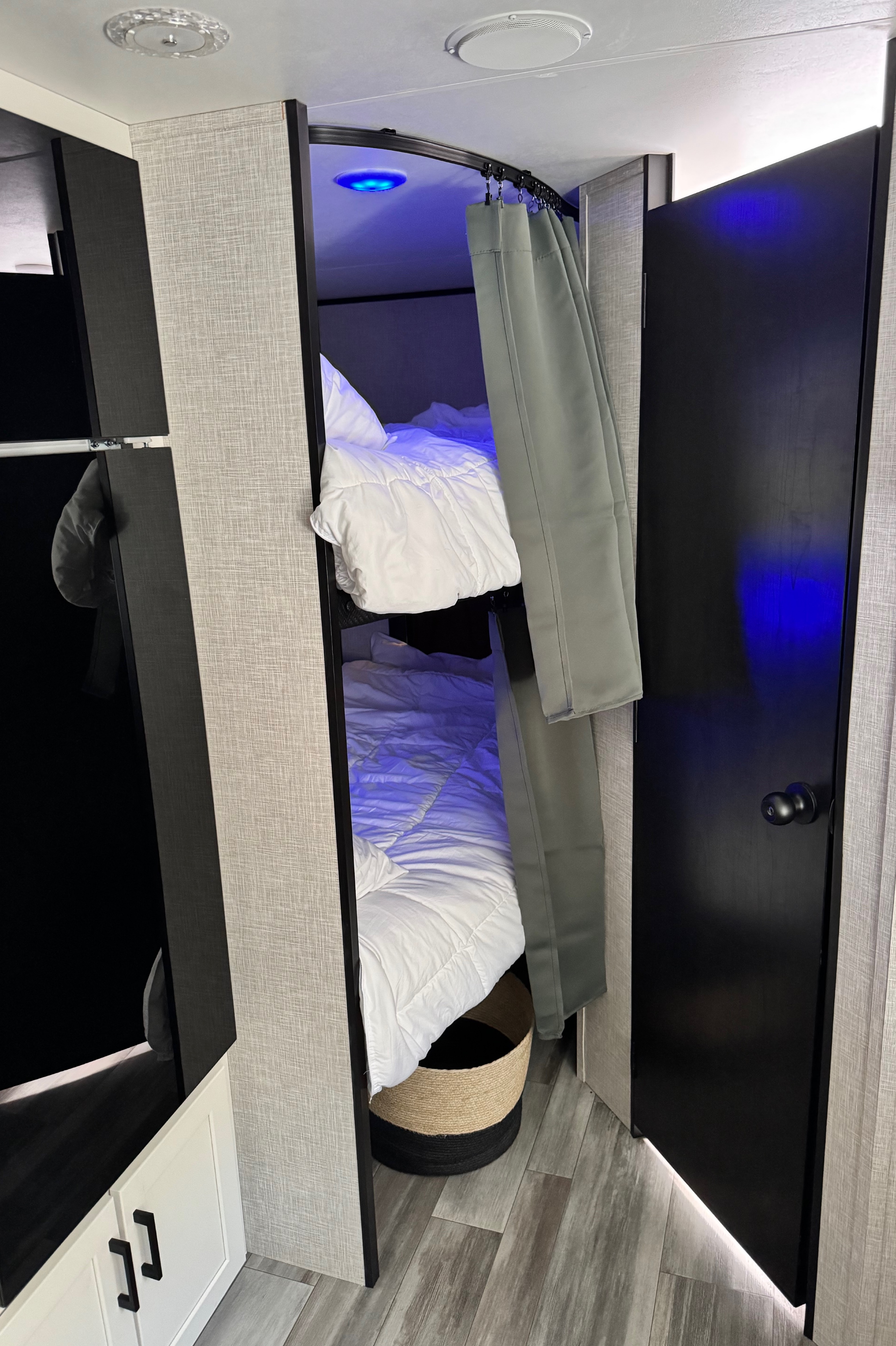 Modern Family Adventure: 2025 Jayco Baja 197MBW