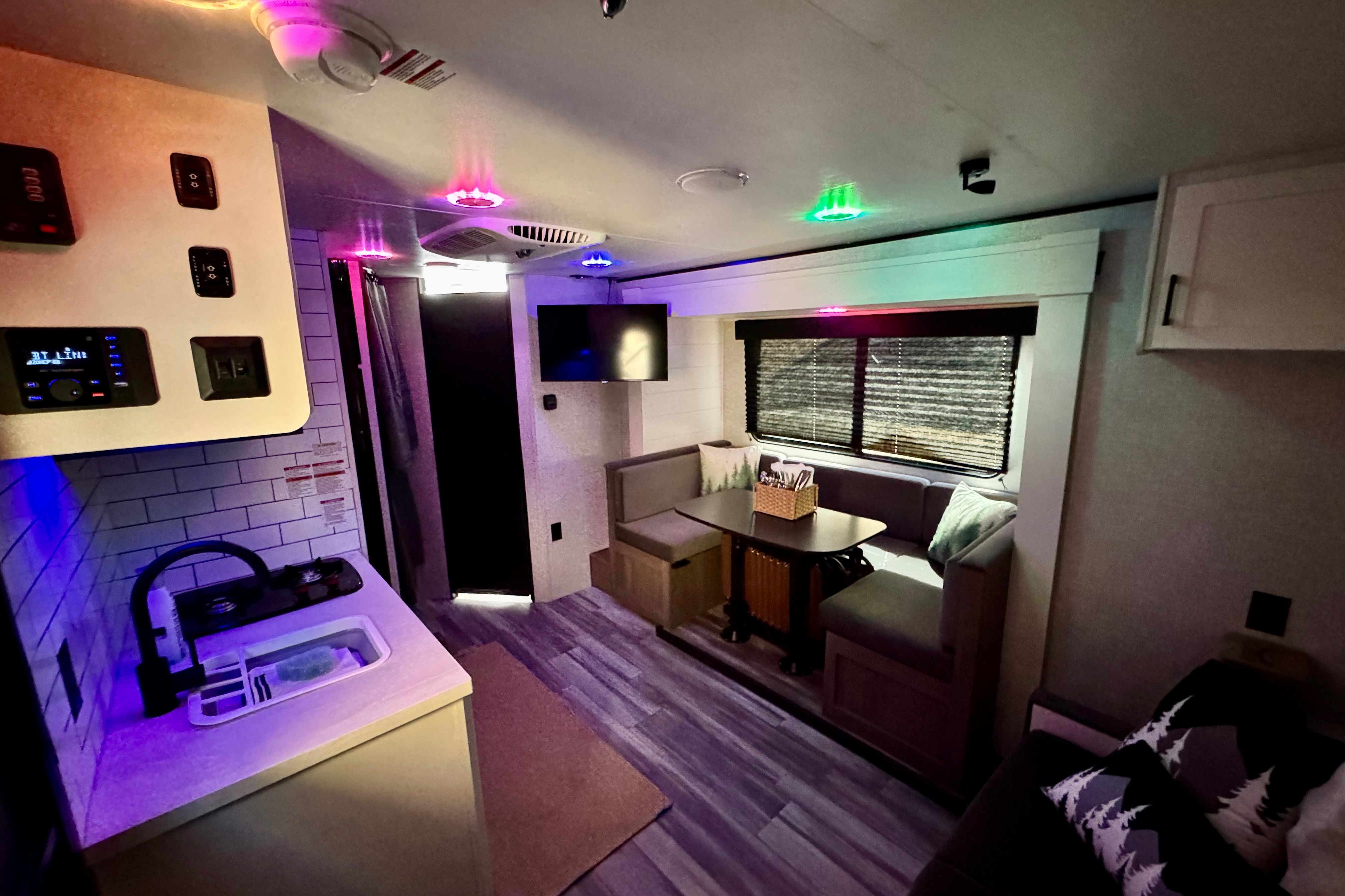 Modern Family Adventure: 2025 Jayco Baja 197MBW