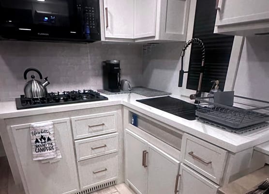 Brinkley's Ultimate Glamping I265