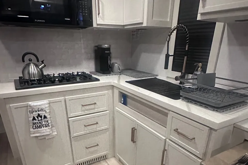 Brinkley's Ultimate Glamping I265