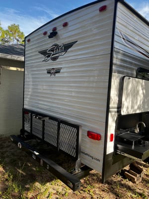 Rebecca's Shasta 25RS Travel Trailer