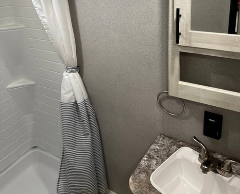 Rebecca's Shasta 25RS Travel Trailer