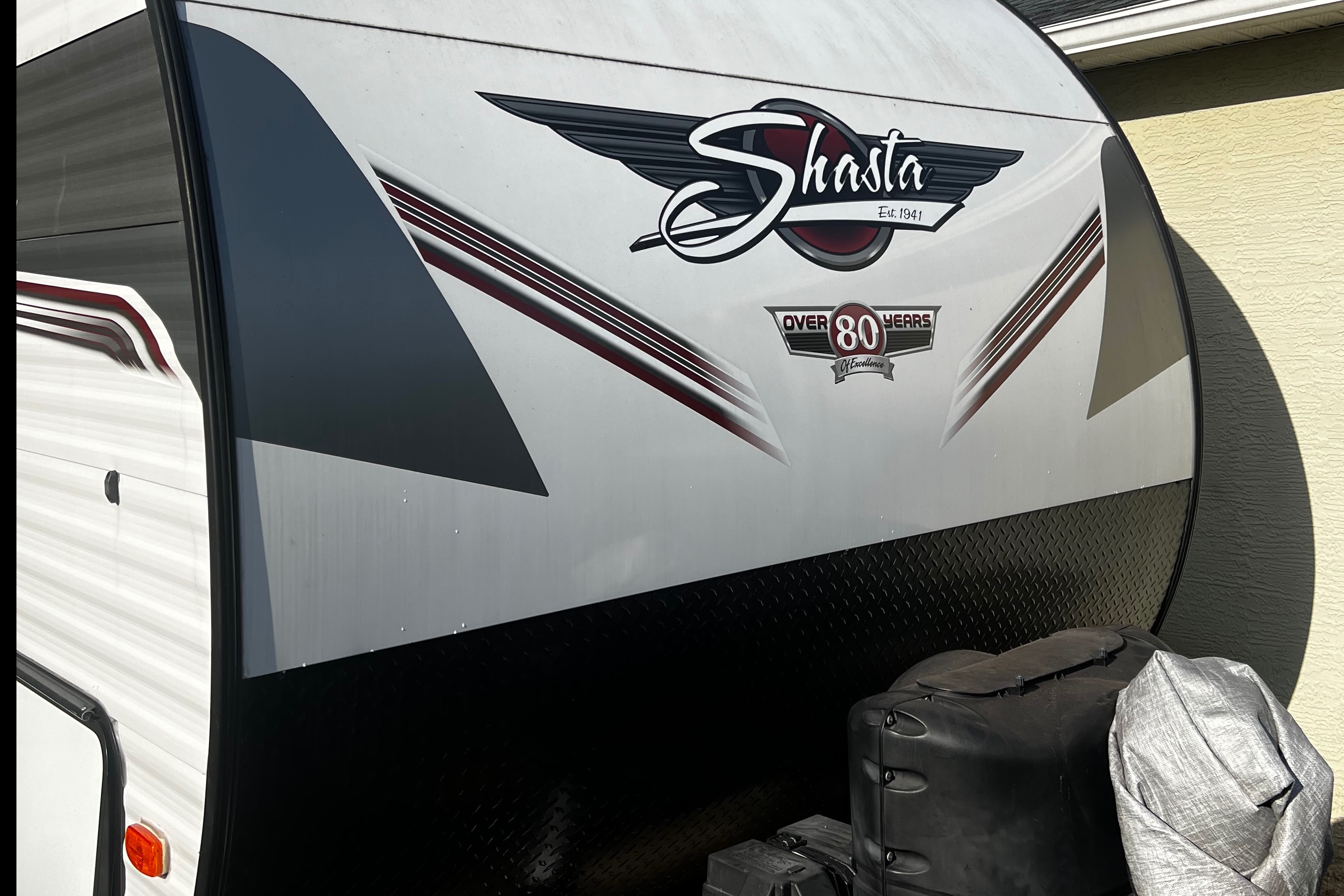Rebecca's Shasta 25RS Travel Trailer