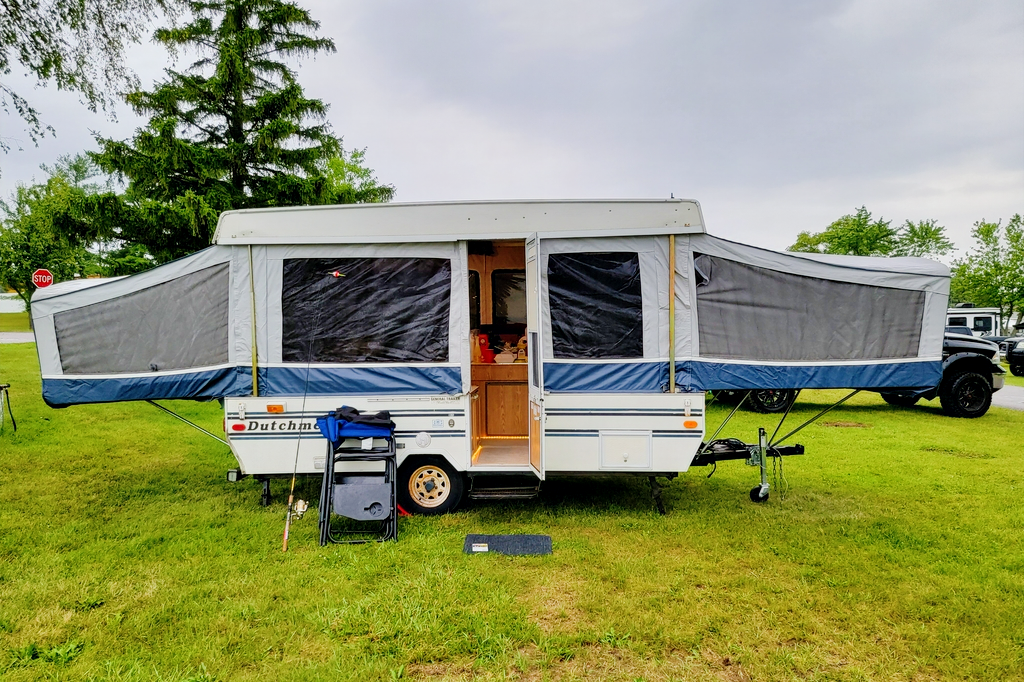 Atiba 's Dutchman  Pop up tent Tent Trailer