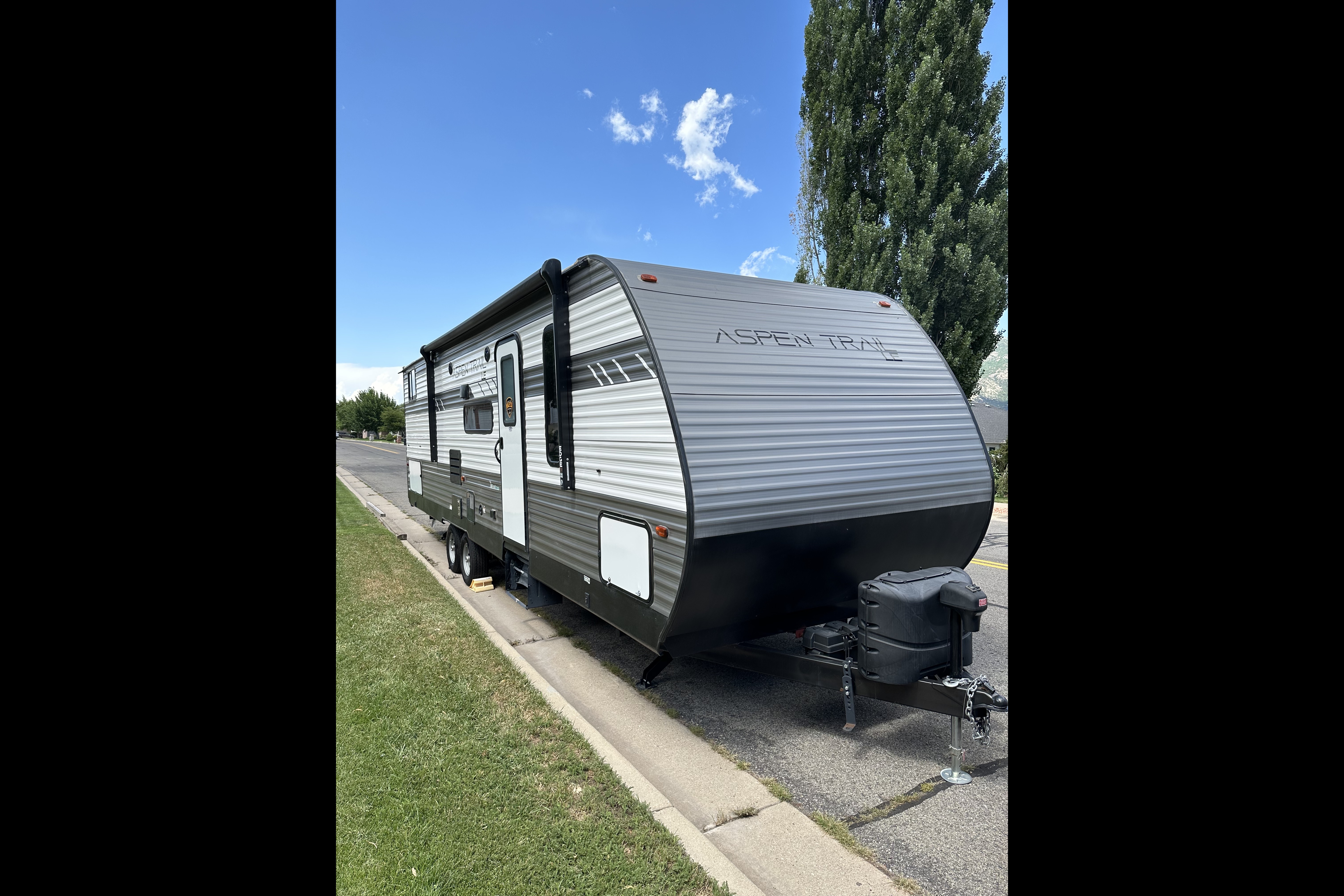 Family Bunkhouse Camper | Sleeps 9 | Fully Stocked | Easy Camping Setup