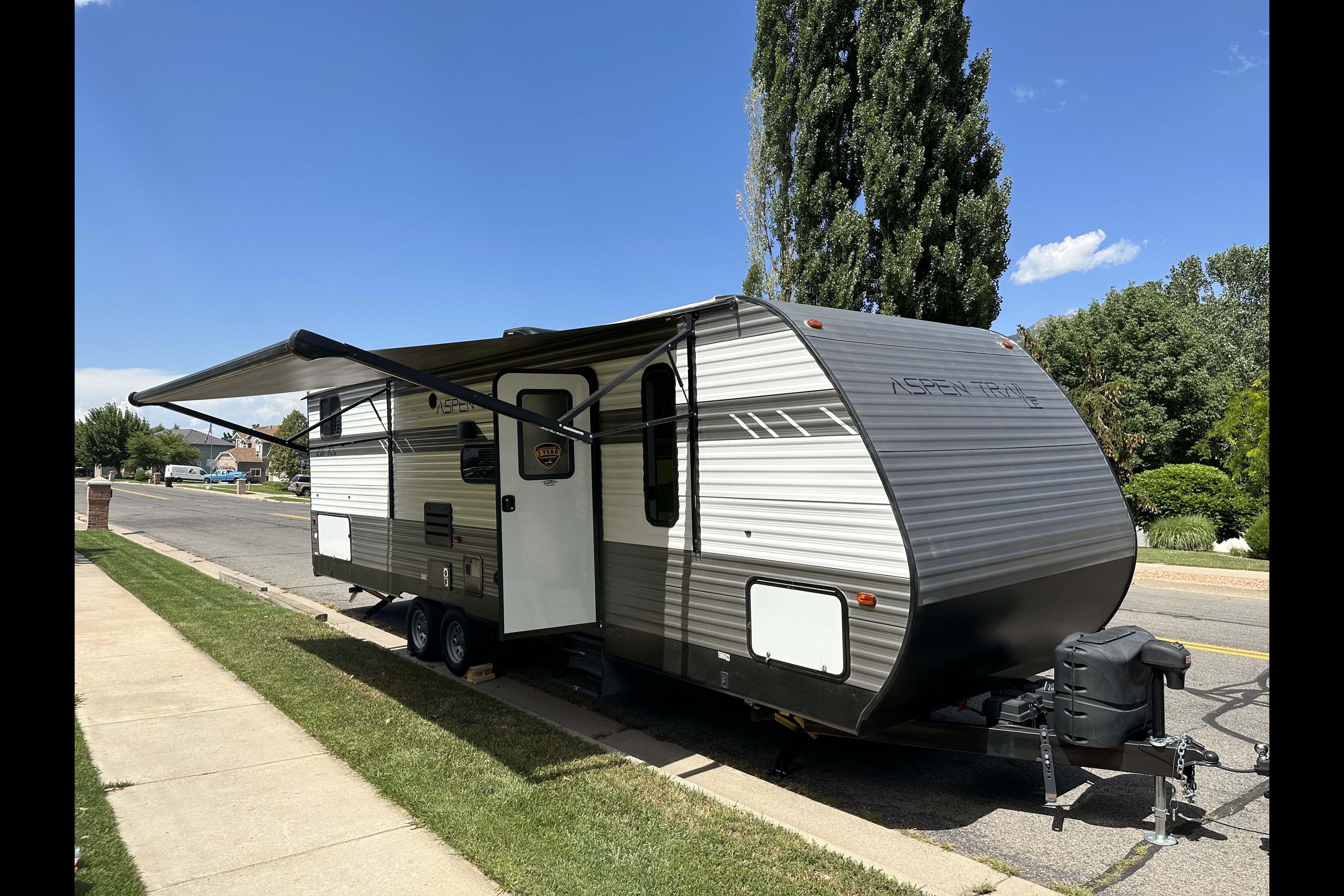 Family Bunkhouse Camper | Sleeps 9 | Fully Stocked | Easy Camping Setup