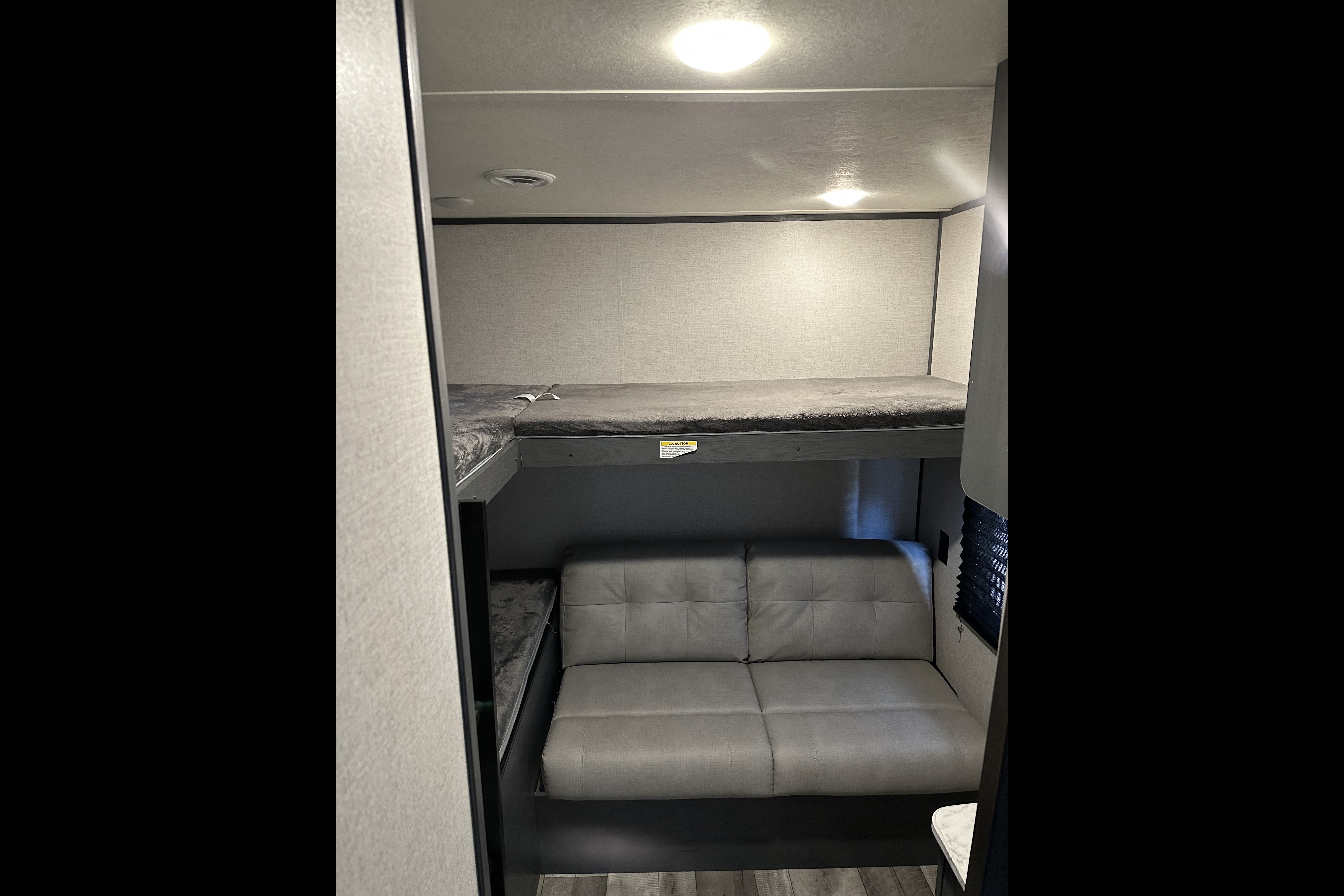 Family Bunkhouse Camper | Sleeps 9 | Fully Stocked | Easy Camping Setup