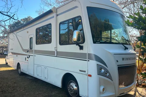 31 foot class A great for group travel or family’s with kids