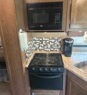 31 foot class A great for group travel or family’s with kids