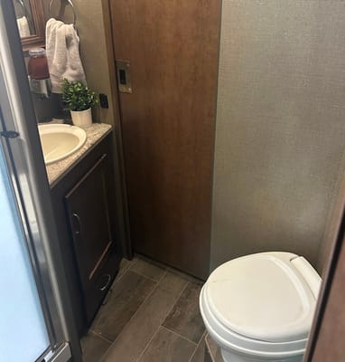 31 foot class A great for group travel or family’s with kids
