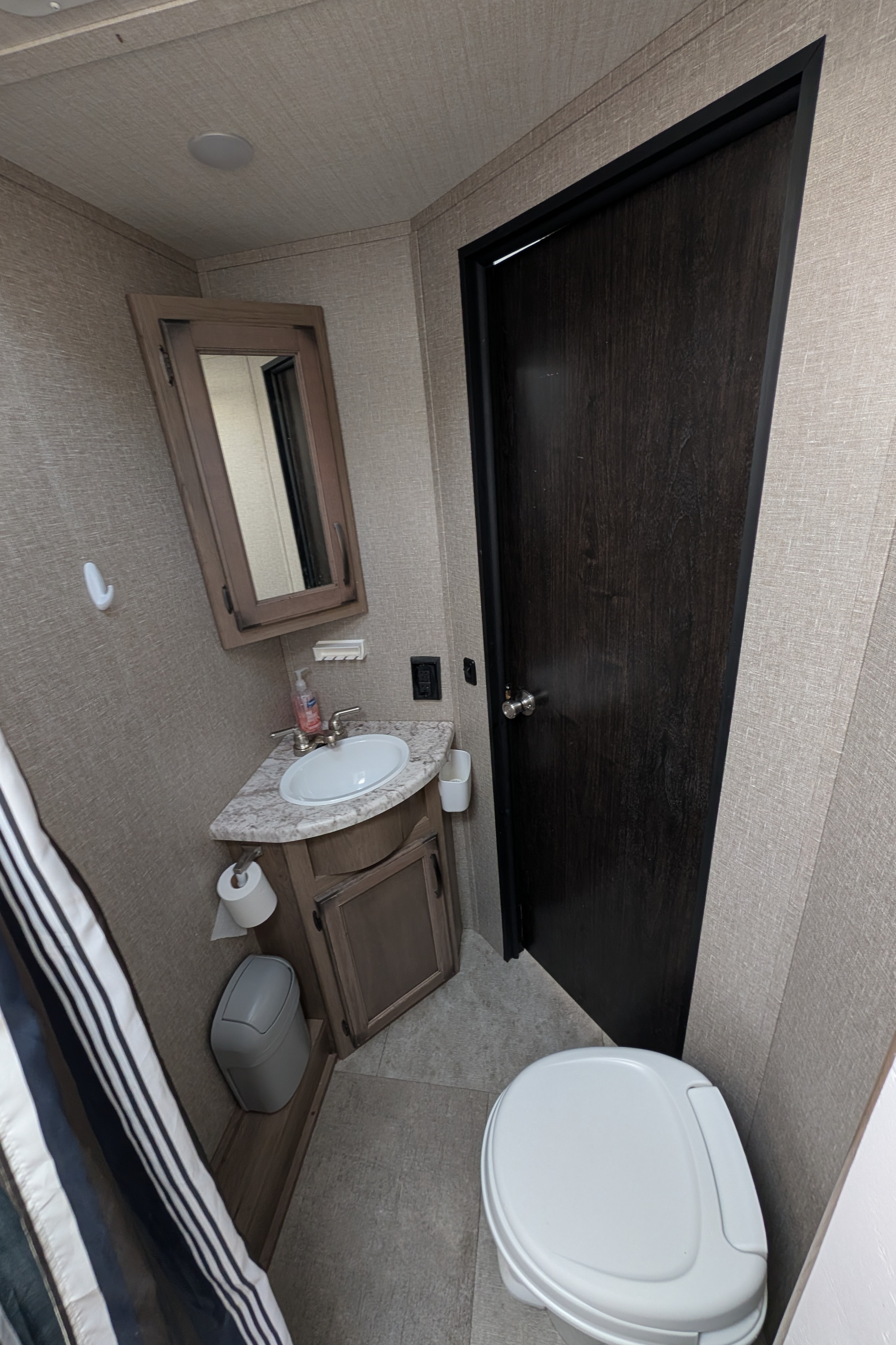 Luxury Grand Design Transcend Xplor Travel Trailer
