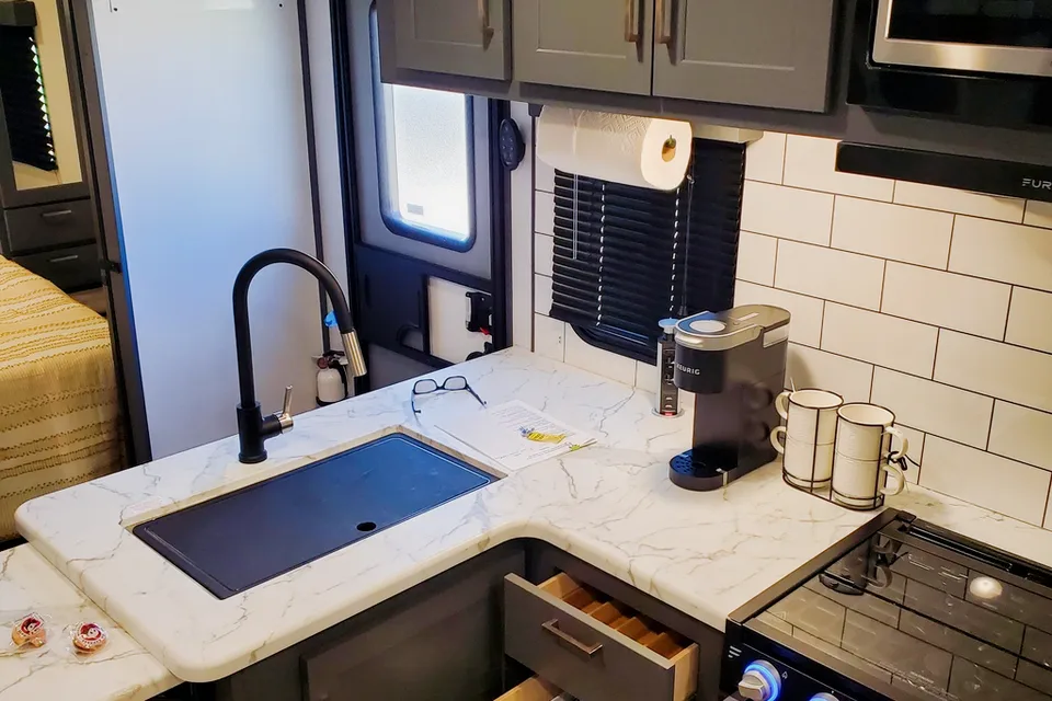 Rv Rentals Way Of Life's Peaceful Getaway! Keystone Bullet Travel Trailer B1