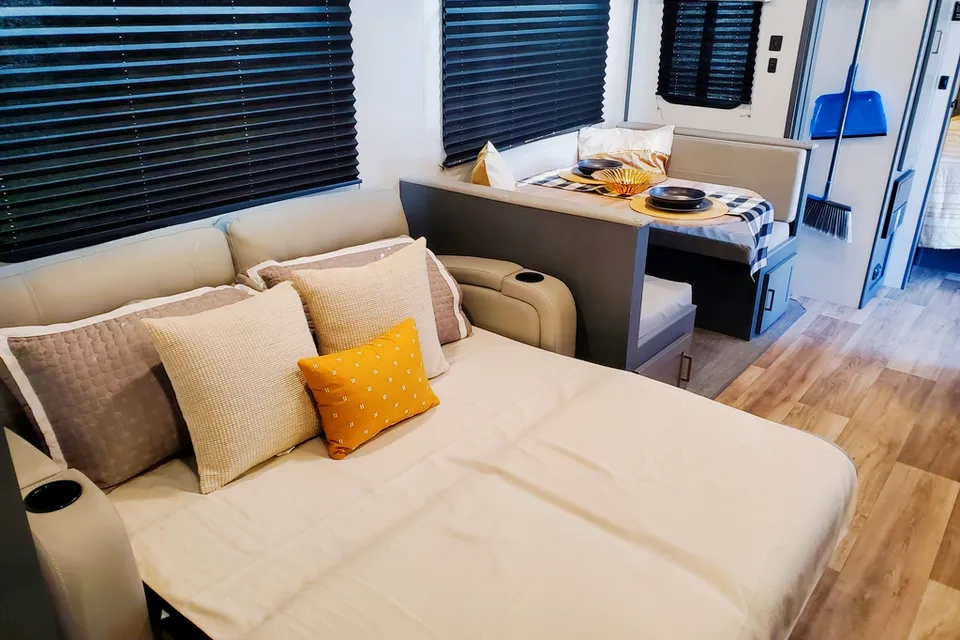 Rv Rentals Way Of Life's Peaceful Getaway! Keystone Bullet Travel Trailer B1