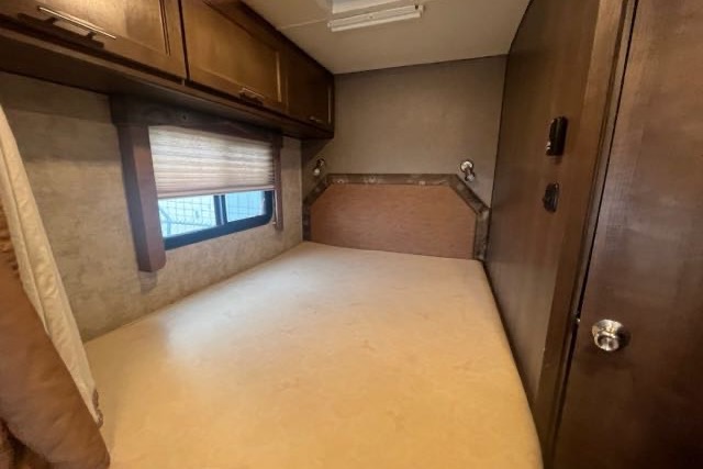 Fleet #C5 Mid-size Class C – Luxury Comfort for Families & Friends (Sleeps 4 Adults, 2 Children)