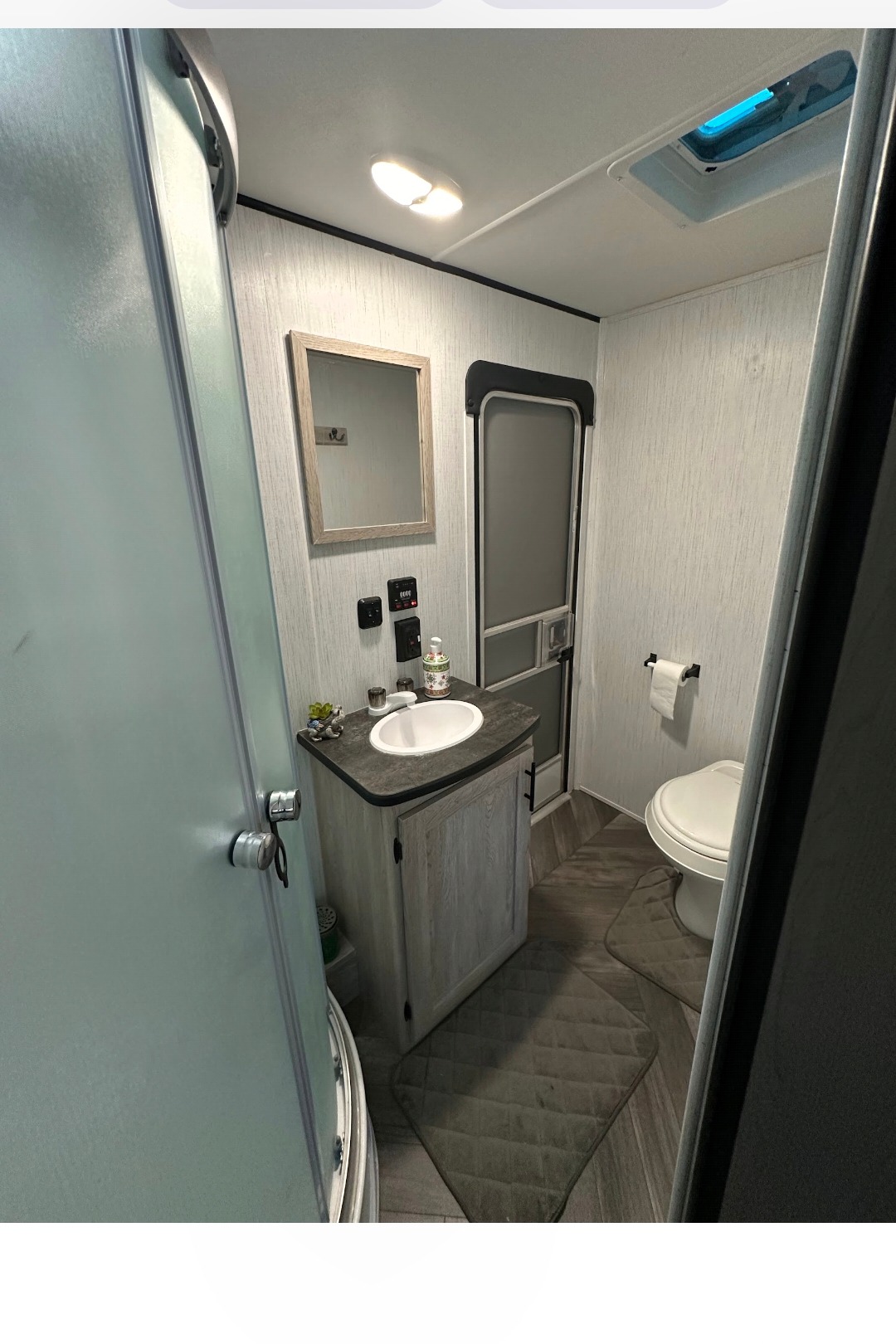 Sergei's Heartland Prowler 320 BH Travel Trailer