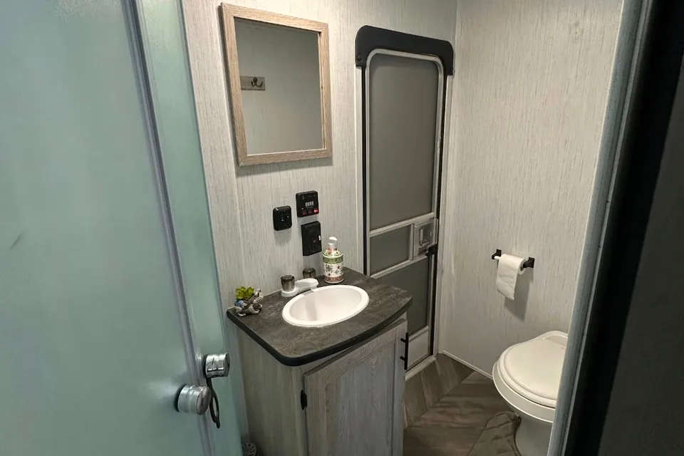 Sergei's Heartland Prowler 320 BH Travel Trailer