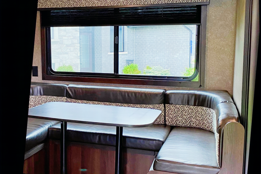 The Glamper Camper