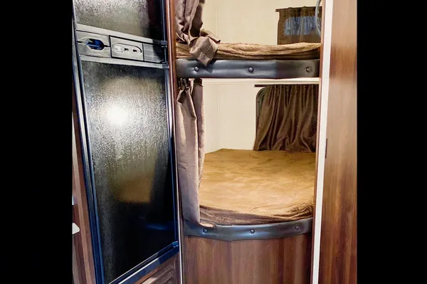 The Glamper Camper