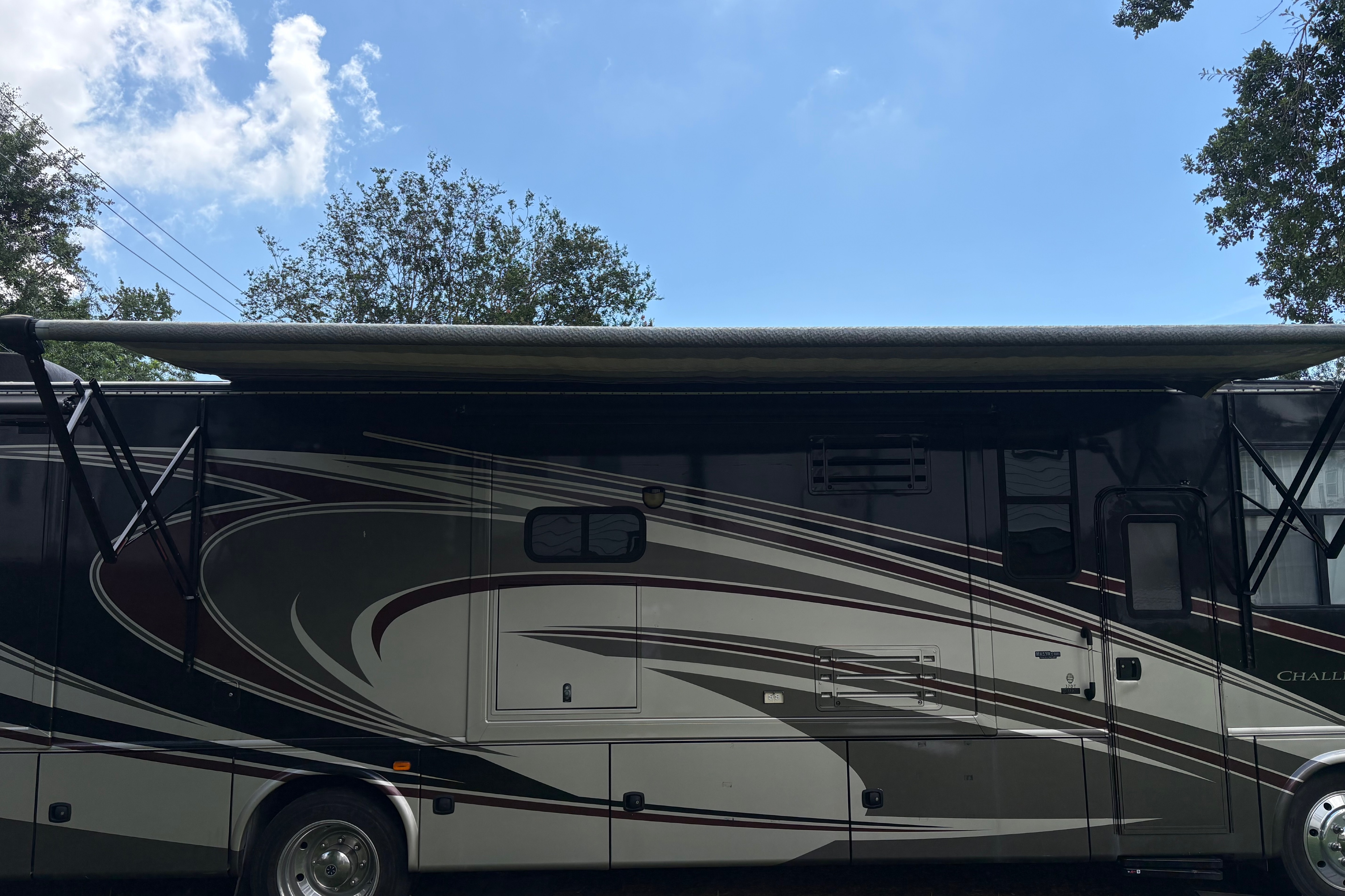 Executive Thor Challenger 37dt Motor Coach Class A