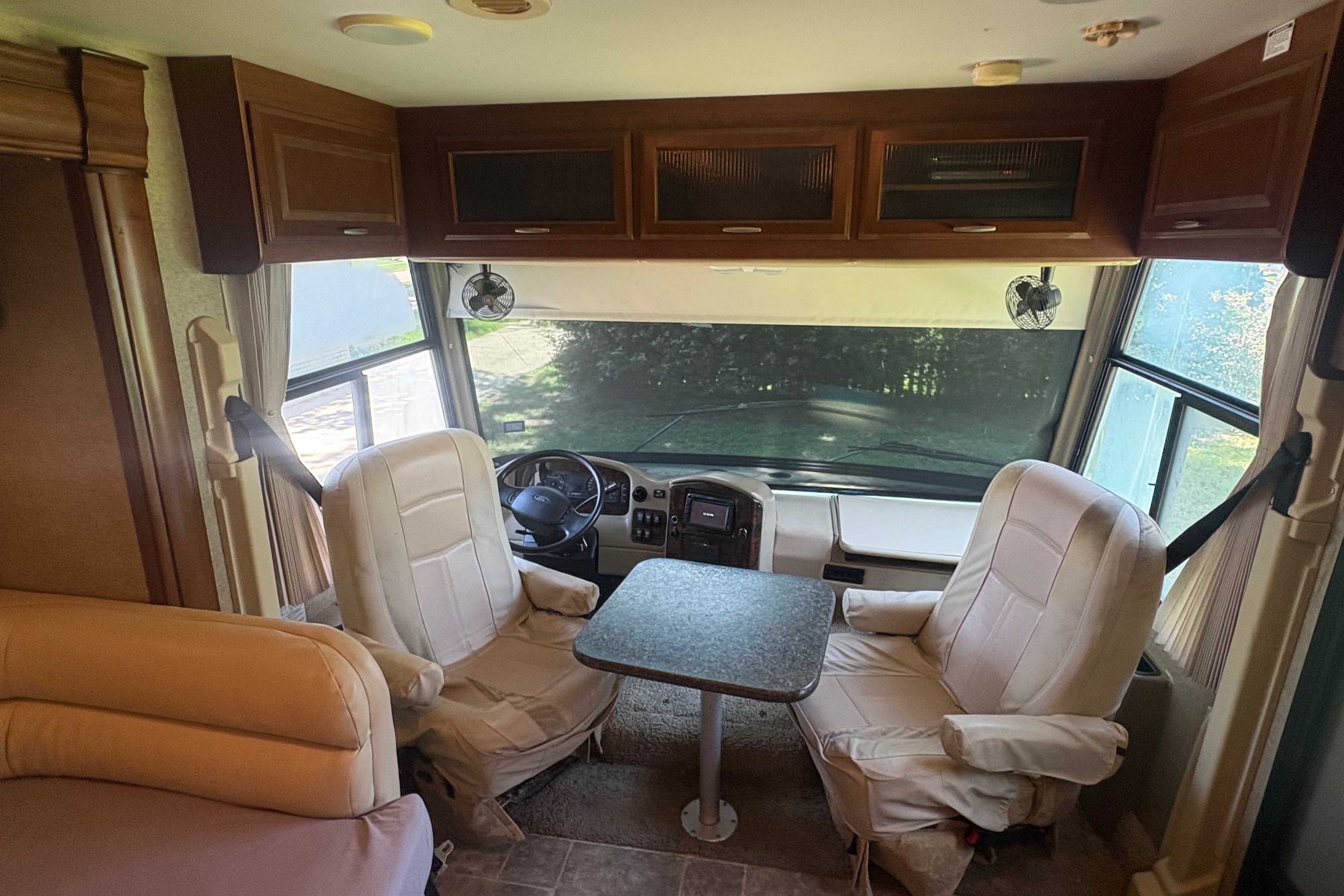 Executive Thor Challenger 37dt Motor Coach Class A