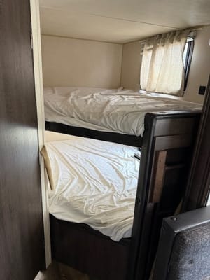 Alan's Forest River Salem cruise lite 263 bhix Travel Trailer
