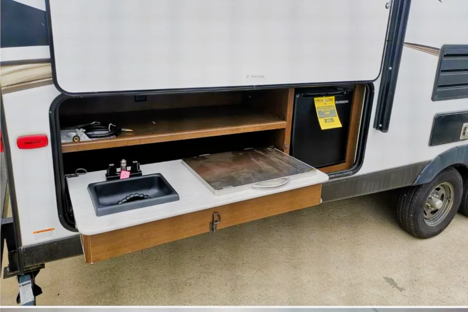 Sotelo's Forest River 26 DBS Travel Trailer