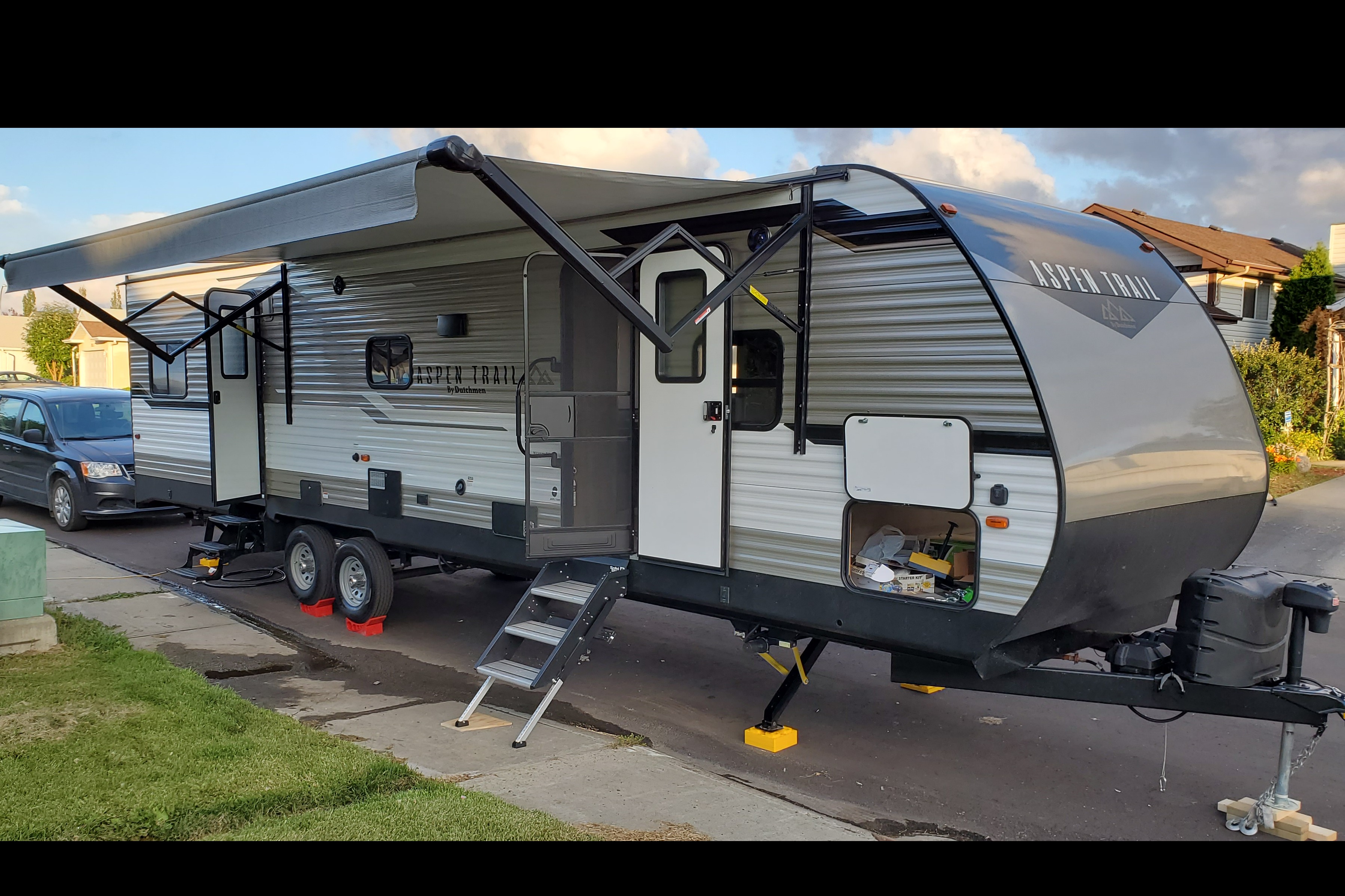 Gerry's Dutchmen Aspen Trail 3251TH Toy Hauler