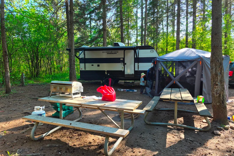 Chika's Forest River Wolf Pup LP16 Travel Trailer