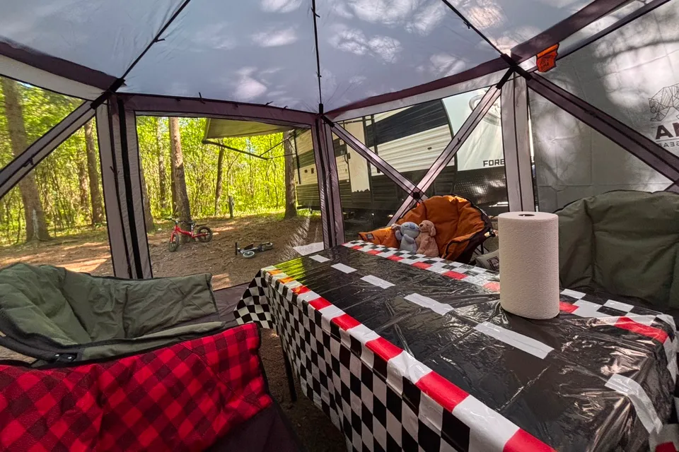Chika's Forest River Wolf Pup LP16 Travel Trailer