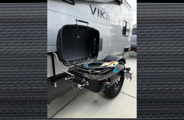 Diego's Coachmen viking 9.0 Travel Trailer