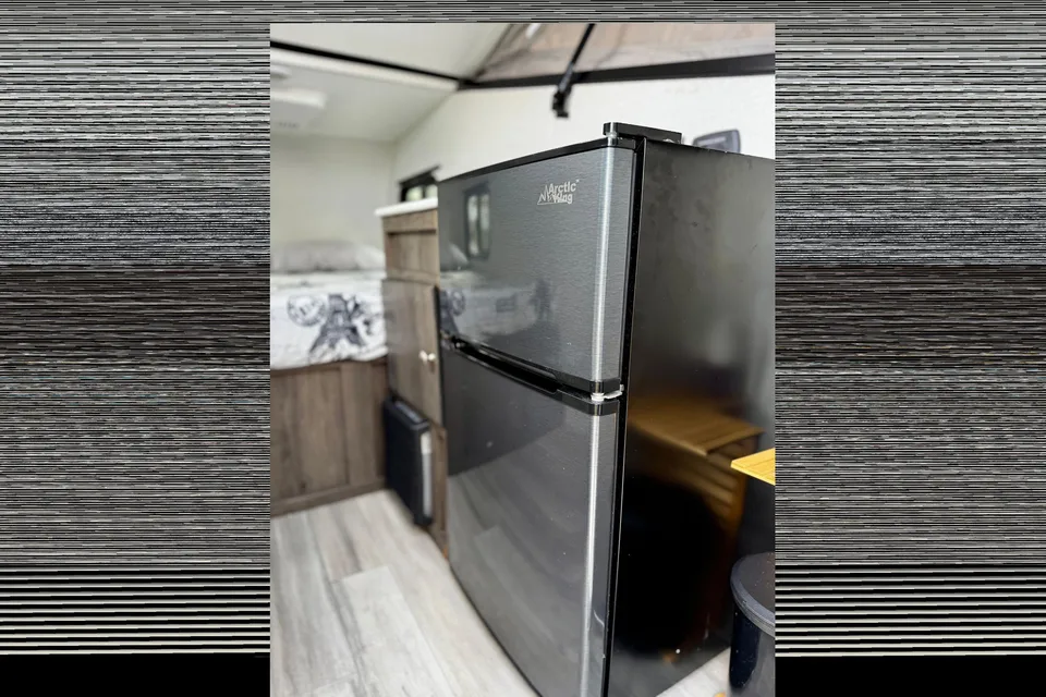 Diego's Coachmen viking 9.0 Travel Trailer