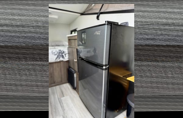 Diego's Coachmen viking 9.0 Travel Trailer
