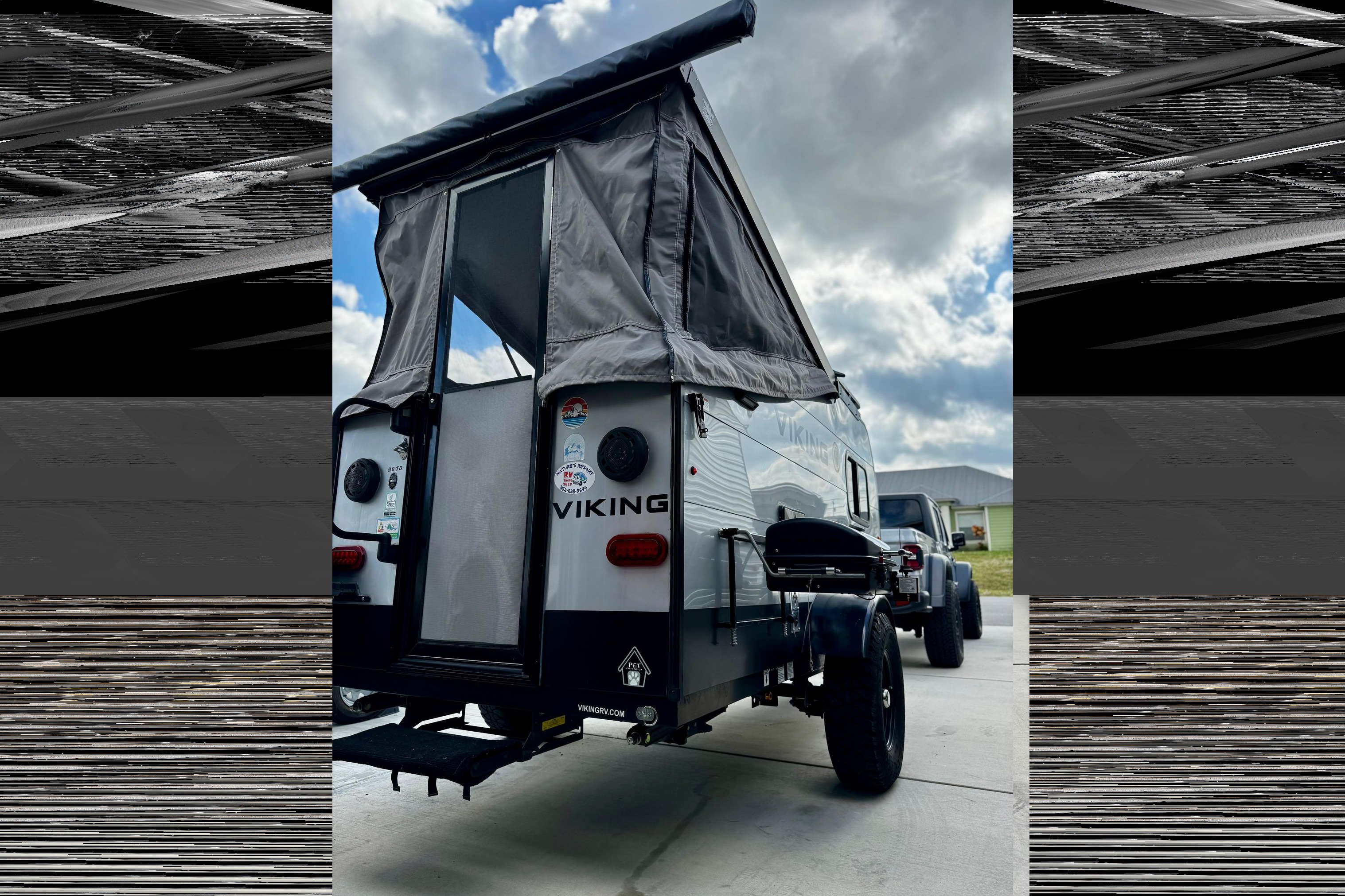 Diego's Coachmen viking 9.0 Travel Trailer