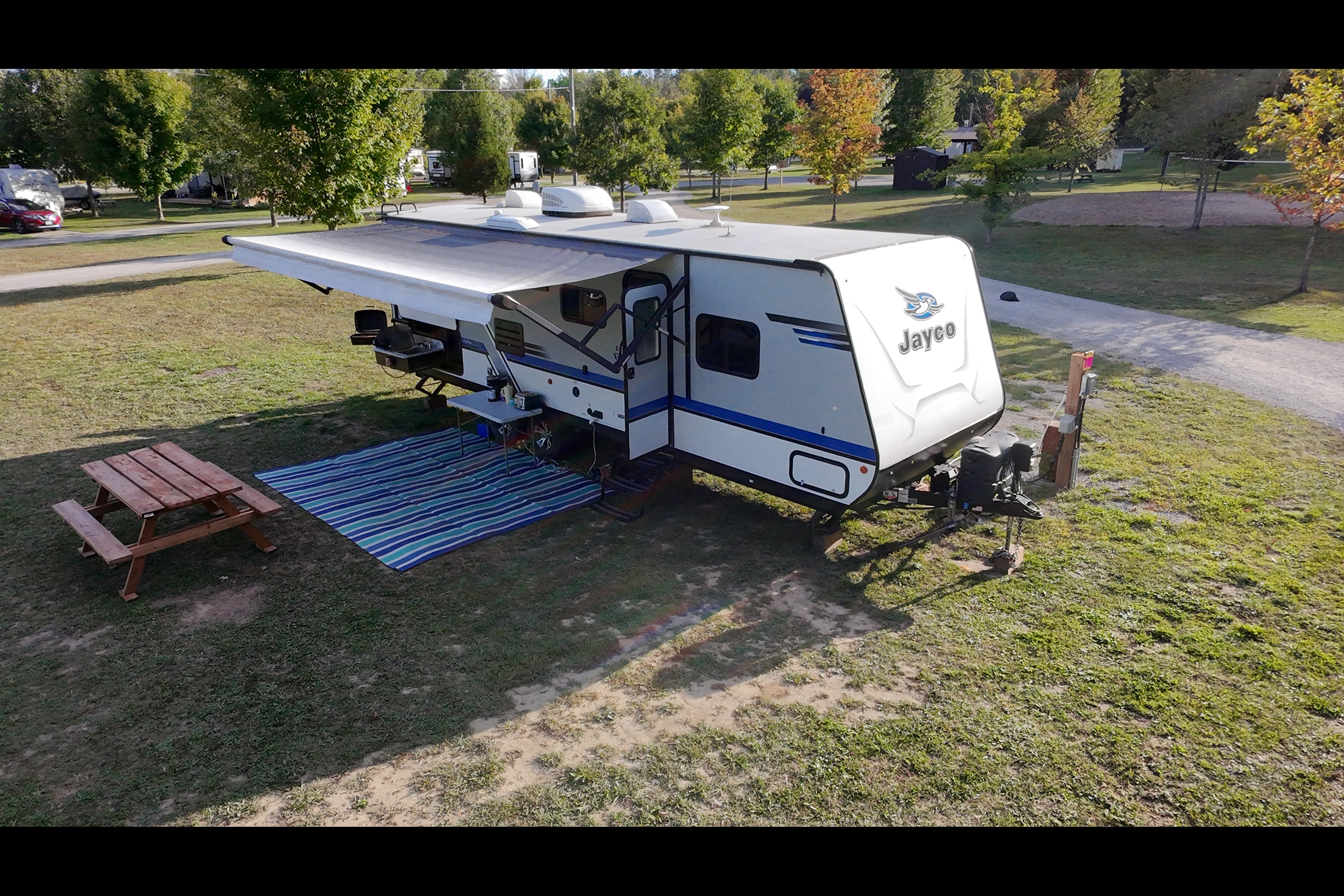 Darby's Jayco JayFeather 25BH Travel Trailer