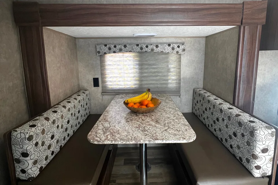 The Family Camper (Free Napa or Sonoma Pick up)