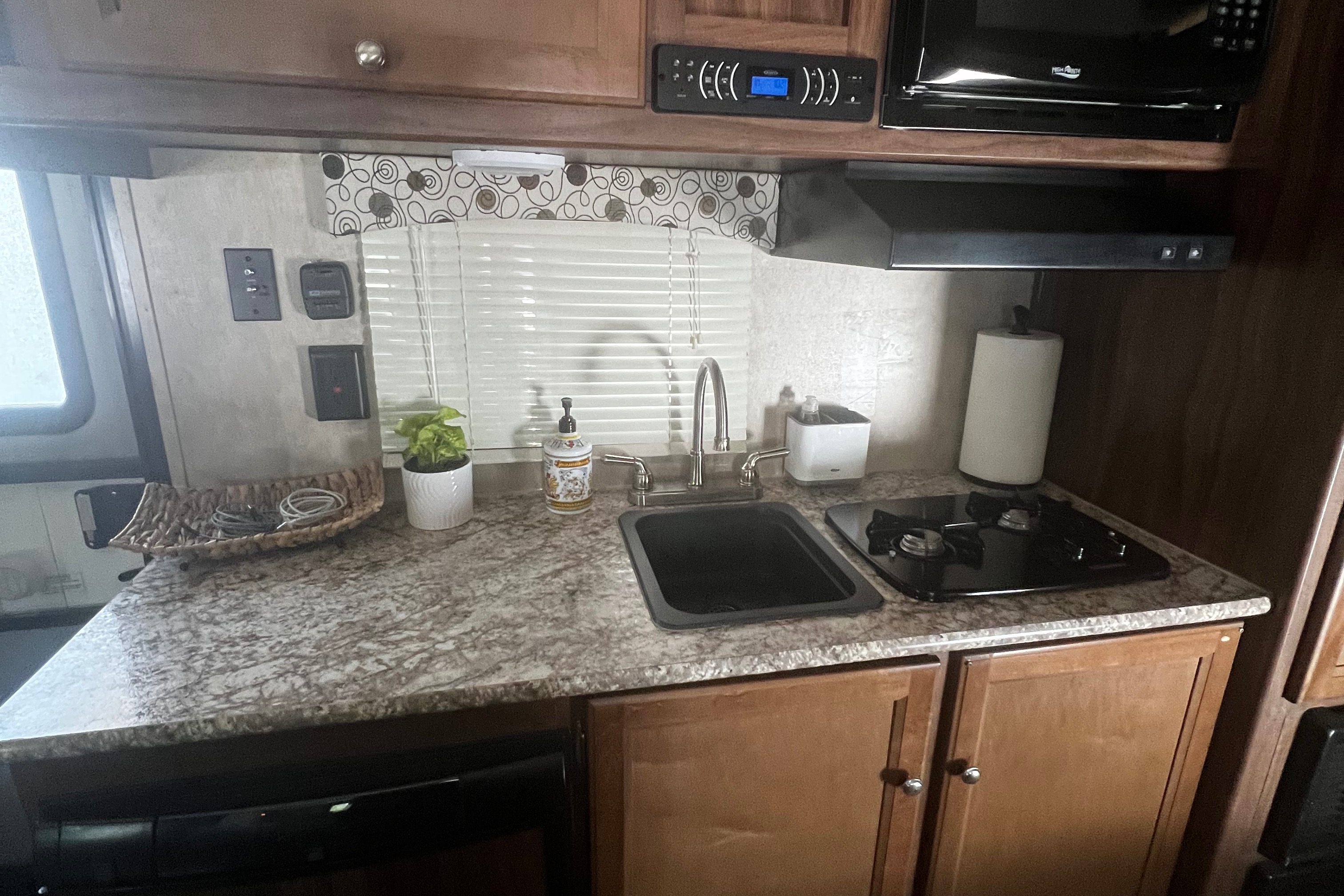 The Family Camper (Free Napa or Sonoma Pick up)