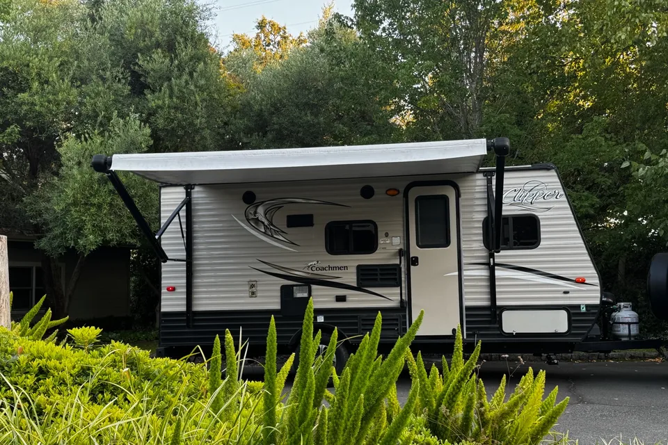 The Family Camper (Free Napa or Sonoma Pick up)