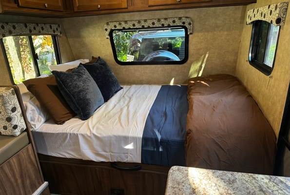 The Family Camper (Free Napa or Sonoma Pick up)