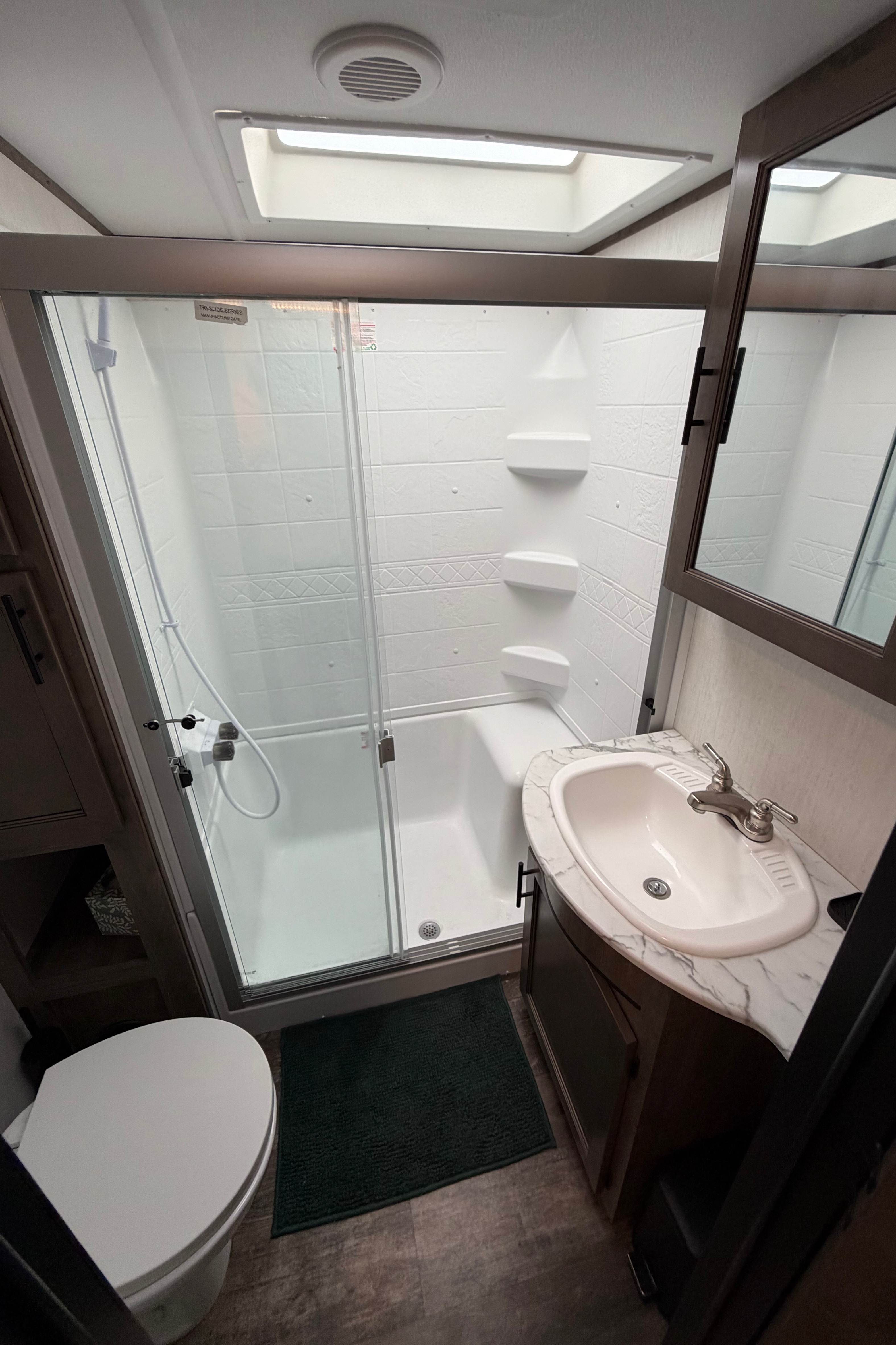 Inn at the Woods: Forest River Sabre 38 DBQ Fifth Wheel