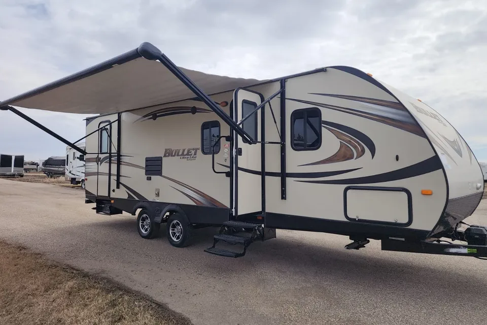 2015 Keystone 272BHS *bunk beds*
