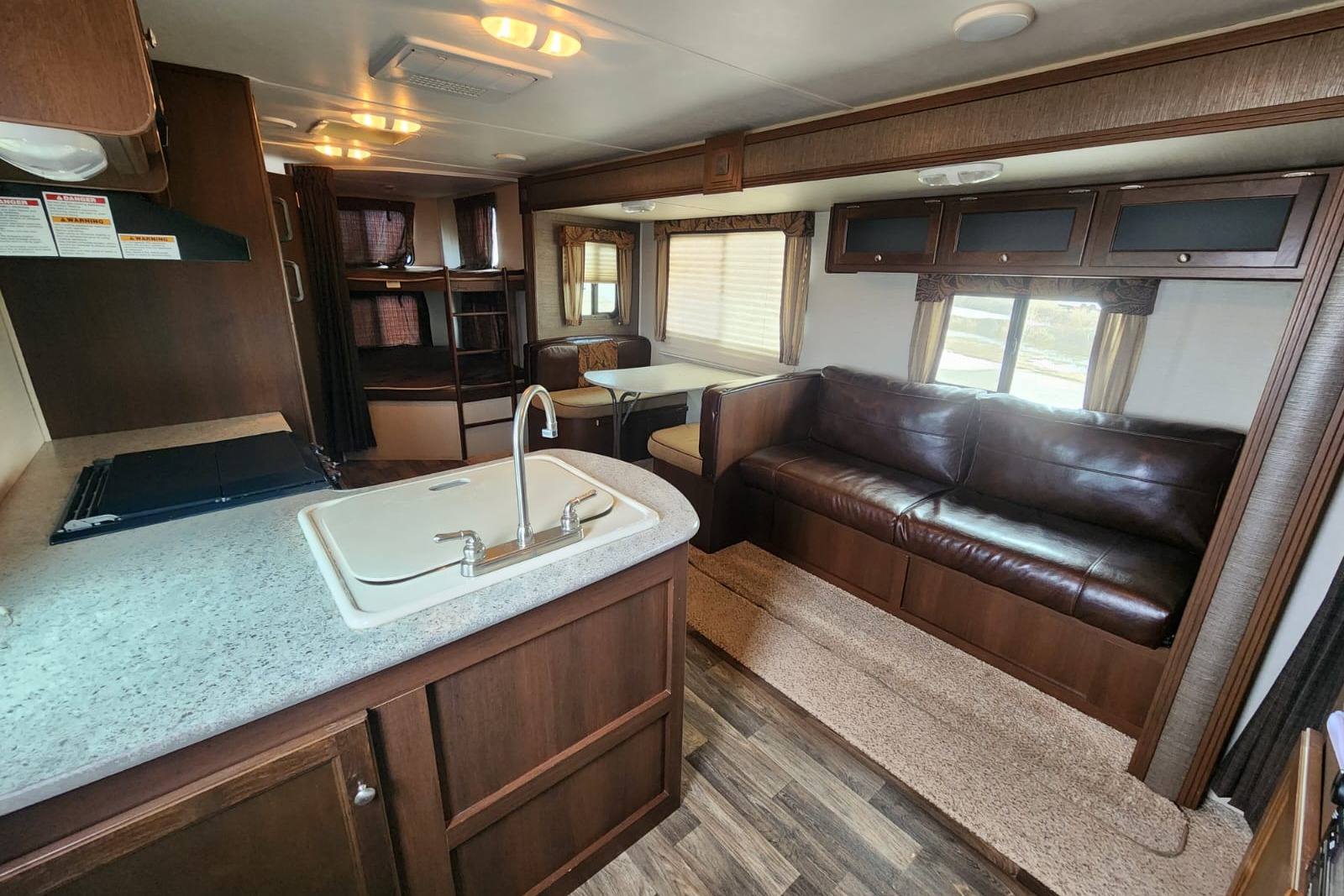 2015 Keystone 272BHS *bunk beds*