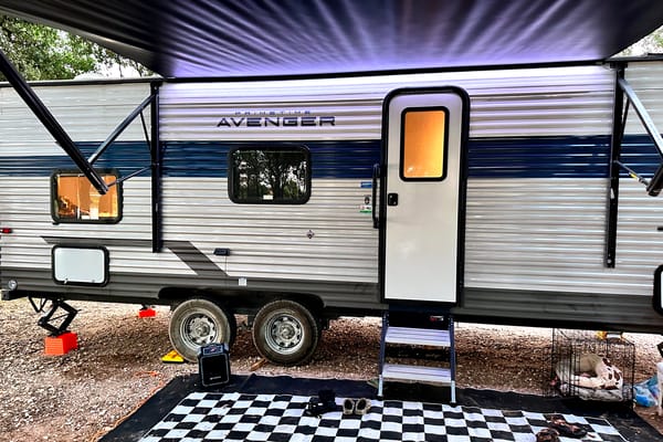 2022 Prime Time Avenger-Bunks-Family Friendly-fully equipped