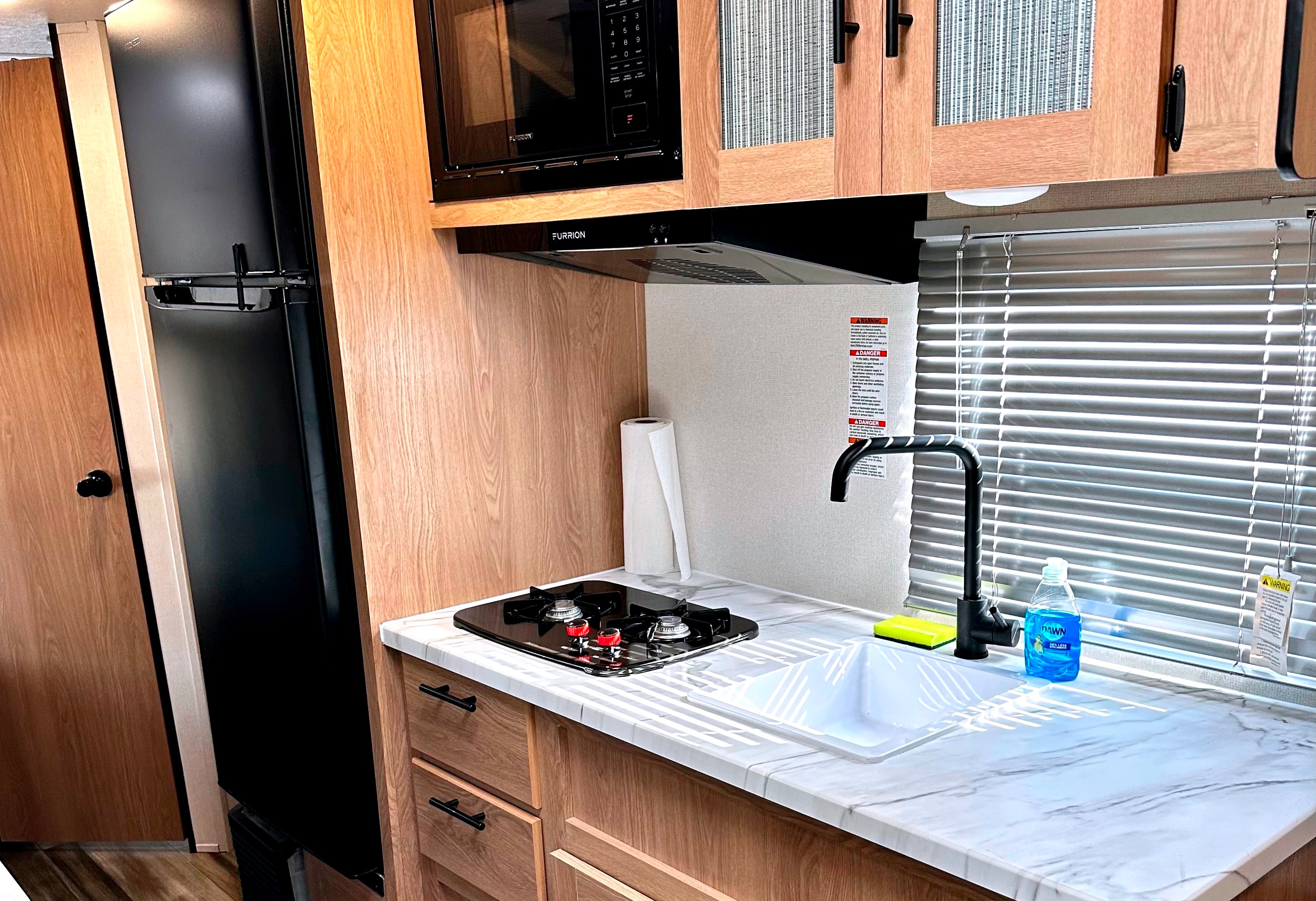 2022 Prime Time Avenger-Bunks-Family Friendly-fully equipped