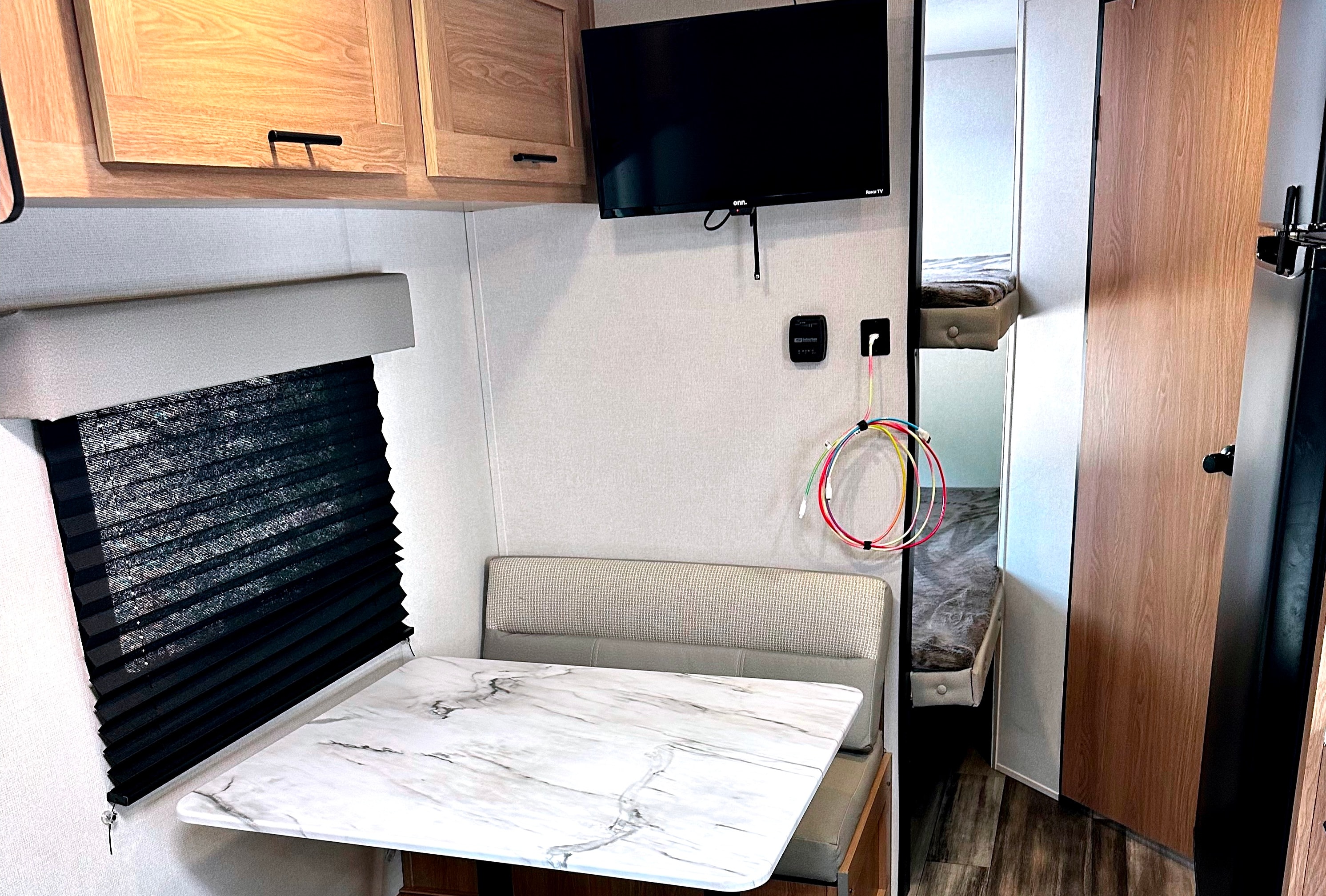 2022 Prime Time Avenger-Bunks-Family Friendly-fully equipped