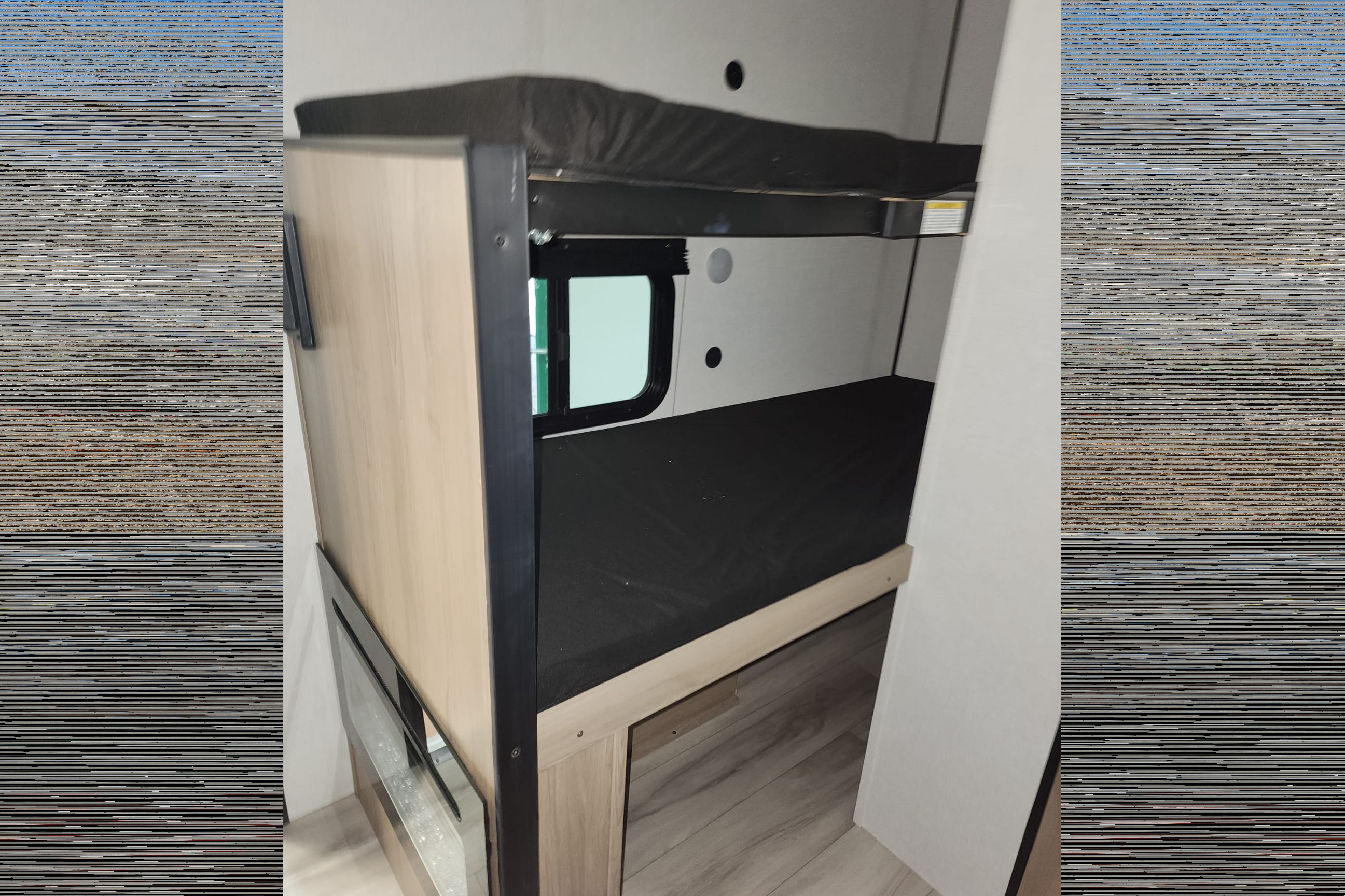 Light Weight Coleman 13B Travel Trailer