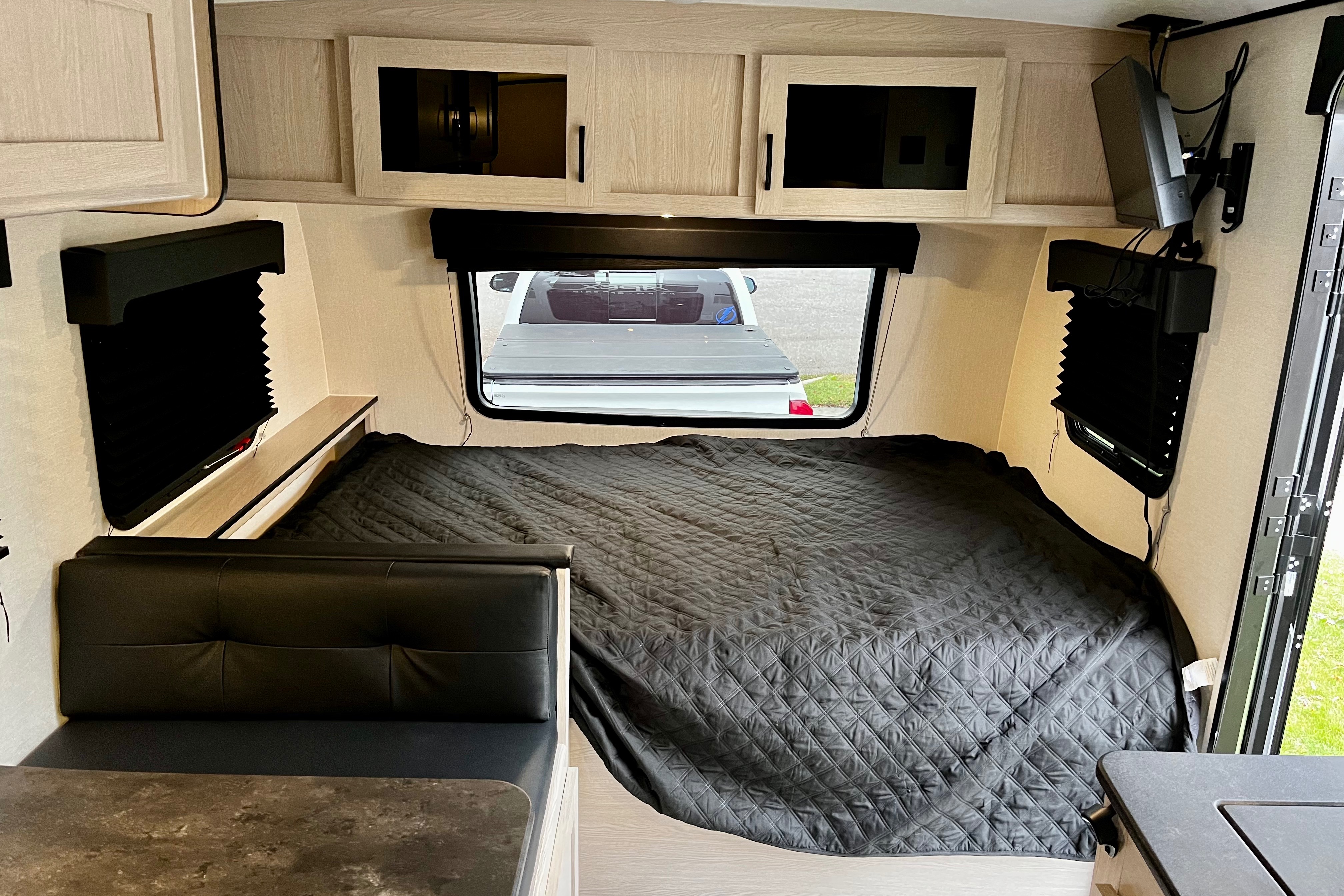 2022 Bunkhouse Off-Grid SUV/Mid-Size Truck Towable!