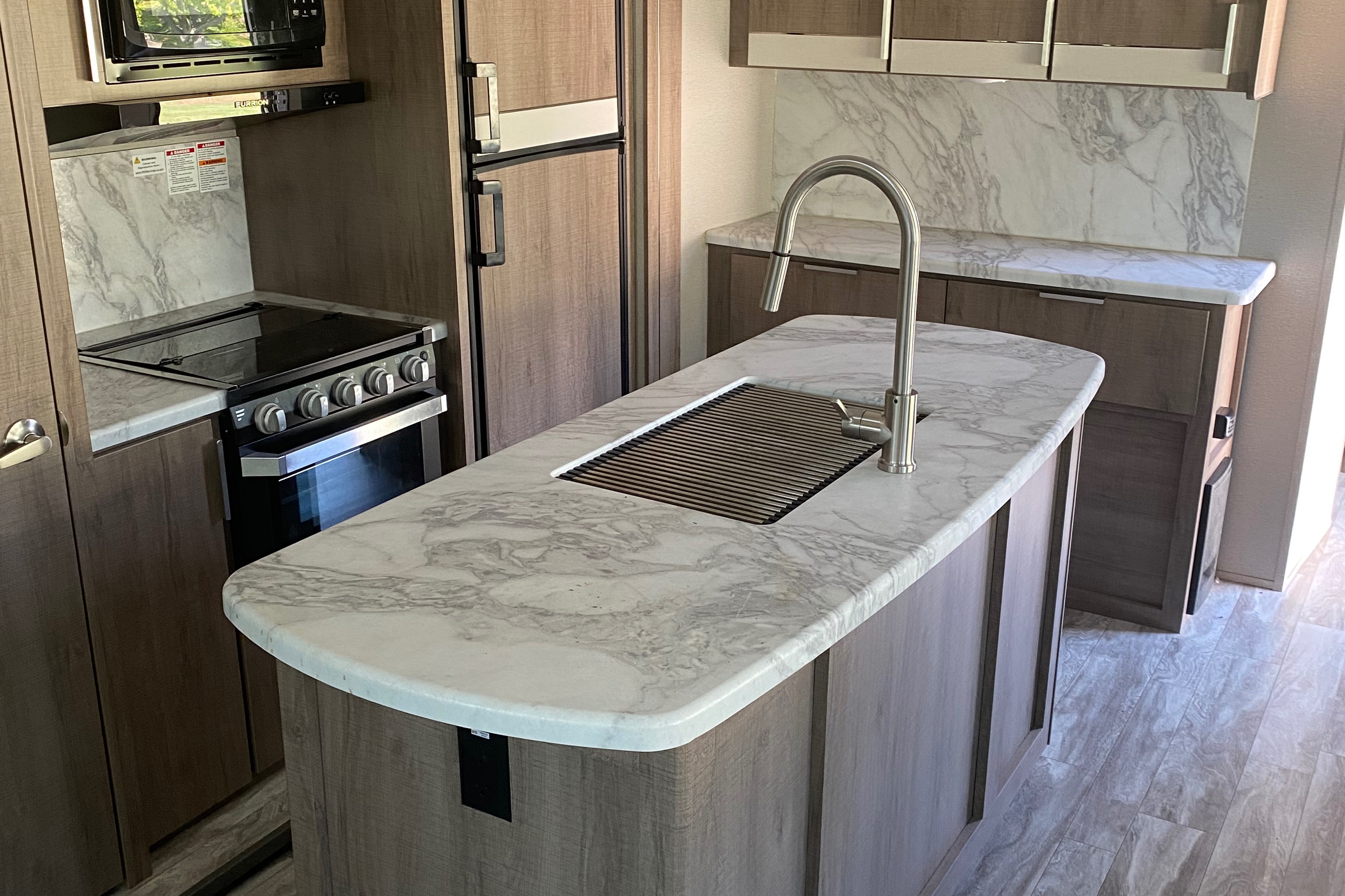 Travel Trailer - Couple's Getaway