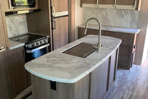 Travel Trailer - Couple's Getaway