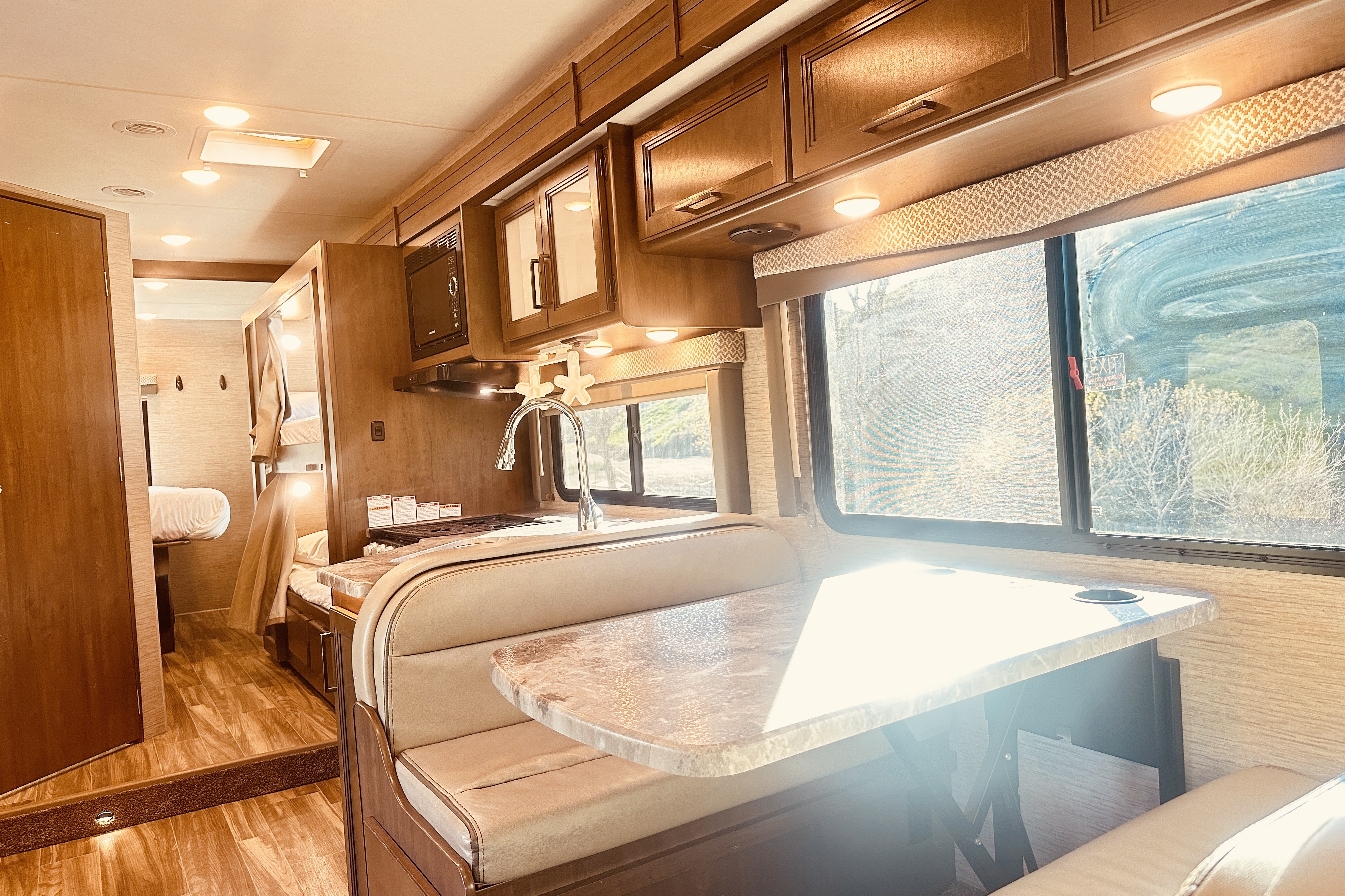 Thor Motor Coach Fourwind 31EV Class C